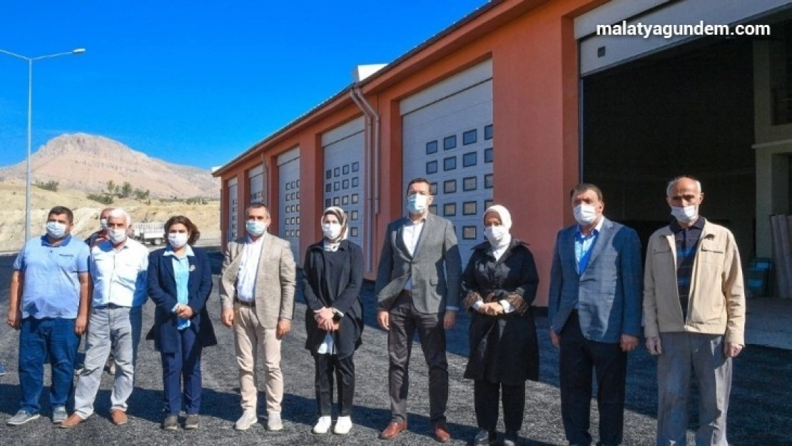 Hekimhan sanayi sitesi asfalta kavuştu