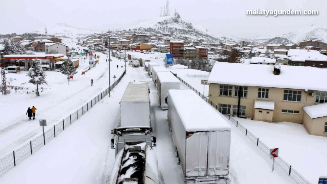 Hekimhan ve Arguvan'da kar etkili oldu