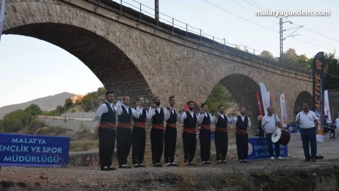 Hem spor hem tanıtım