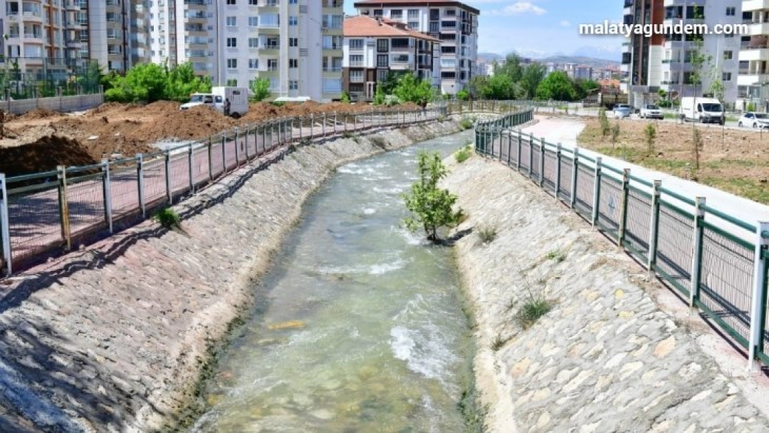 Horata Çayının etrafına yeni yaşam alanları yapılıyor