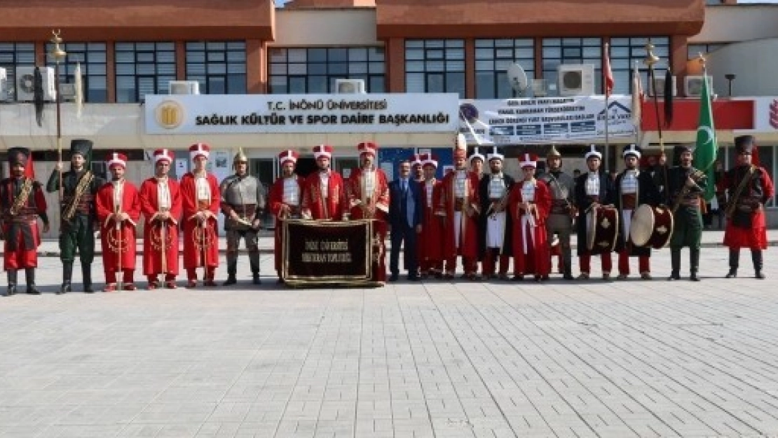 İnönü Üniversitesi'nde Cumhuriyet Bayramı Coşkusu