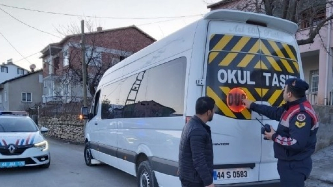 Jandarmadan Okul Servis Araçlarına Sıkı Denetim