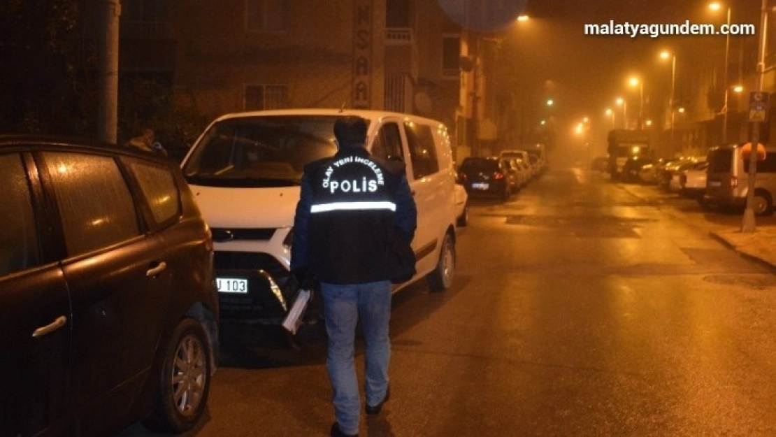 Kadınların tartışması bıçaklı kavgaya döndü: 1 yaralı