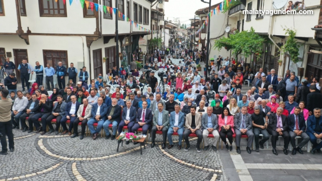 Kiraz festivali etkinlikleri dolu dolu geçiyor