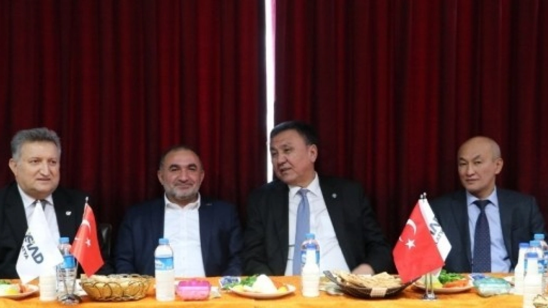Kırgızistan Büyükelçisin'den MÜSİAD'a Ziyaret