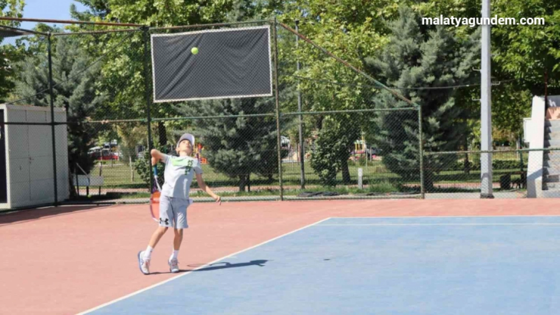 Küçükler Tenis Türkiye Şampiyonası tamamlandı