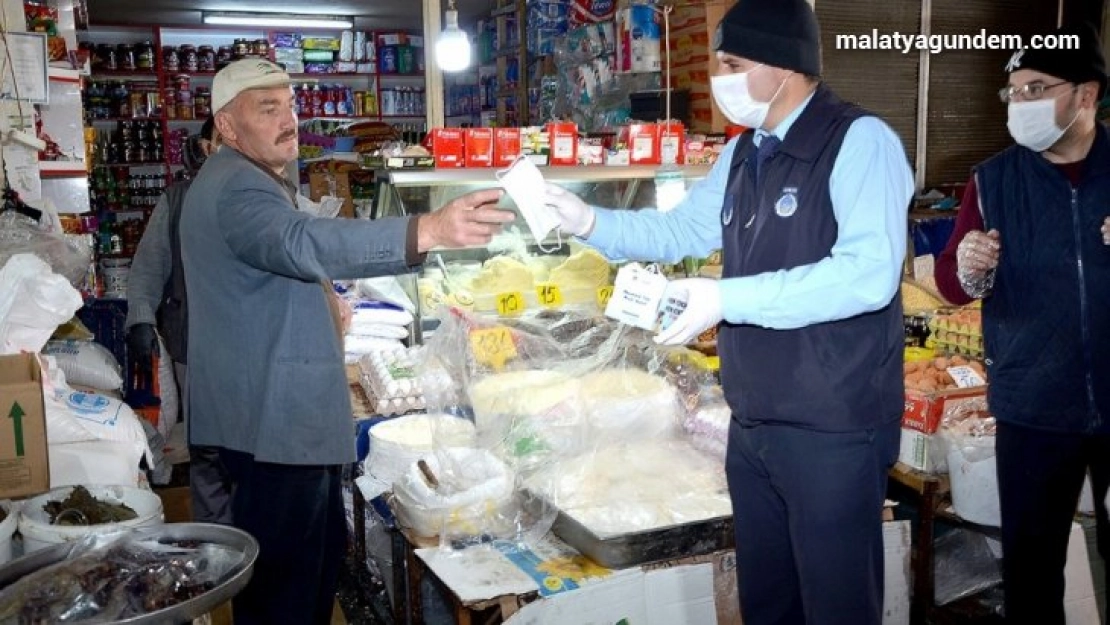 Balık pazarında korona virüs alarmı