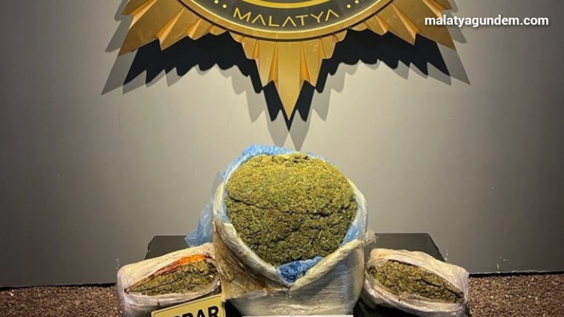 13 kilo 600 gram esrar ele geçirildİ