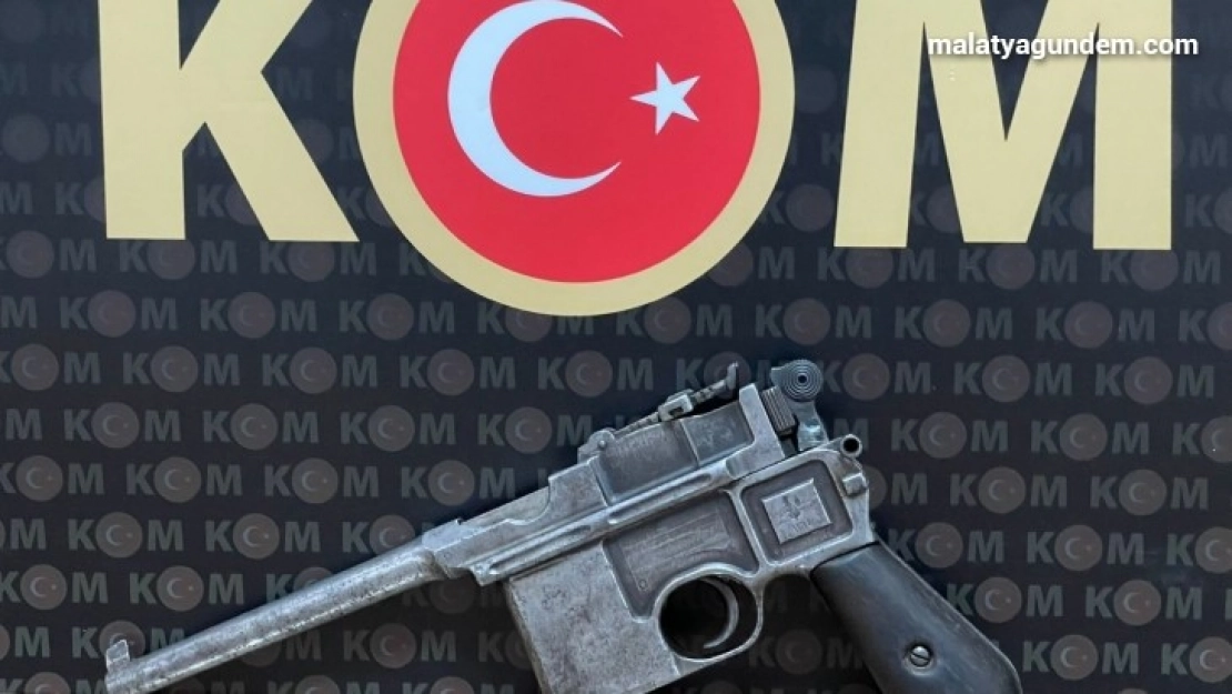 Malatya'da 18. yy ait yarı otomatik tabanca ele geçirildi