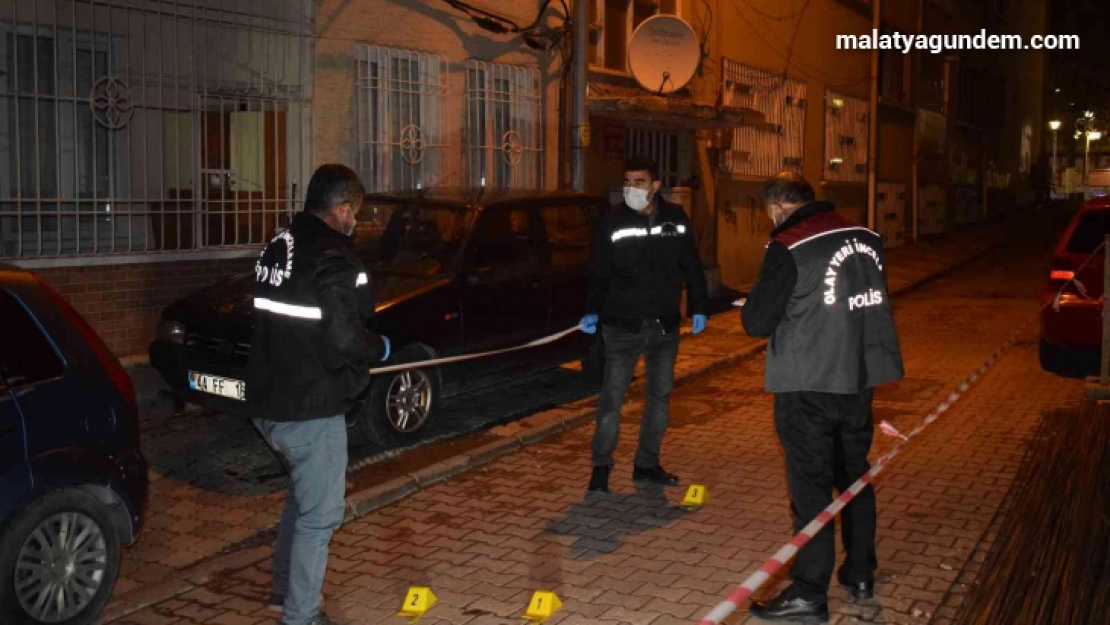 Malatya'da bıçaklı kavga: 1 yaralı