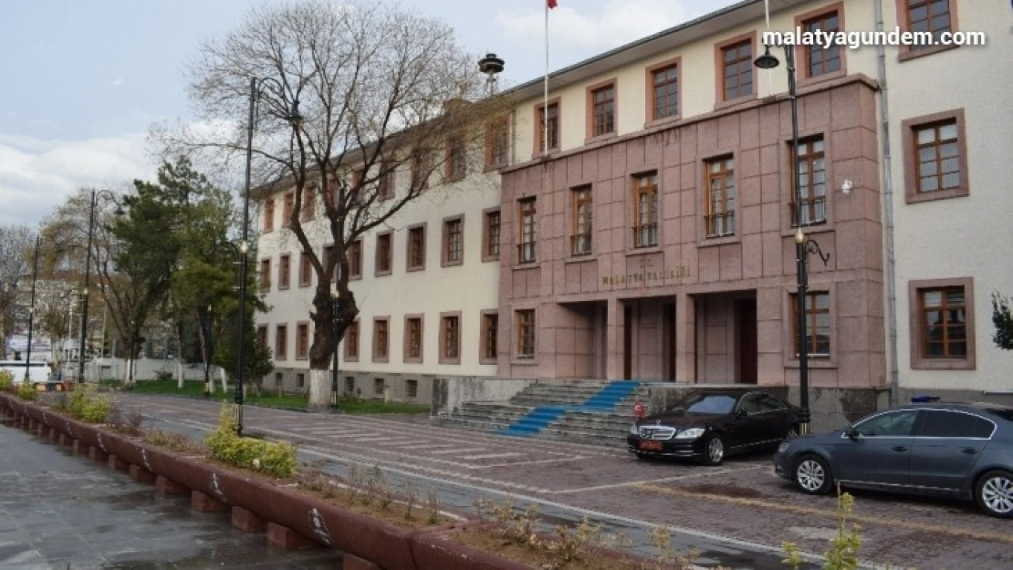 Bir mahallede daha karantina uygulaması