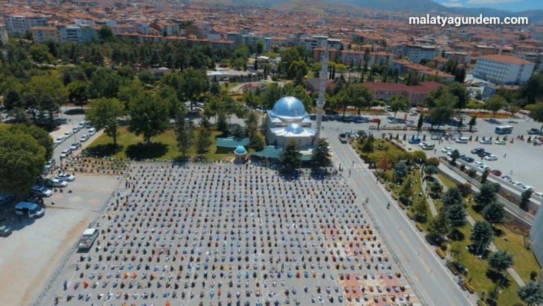 Malatya'da haftalar sonra ilk cuma namazı heyecanı