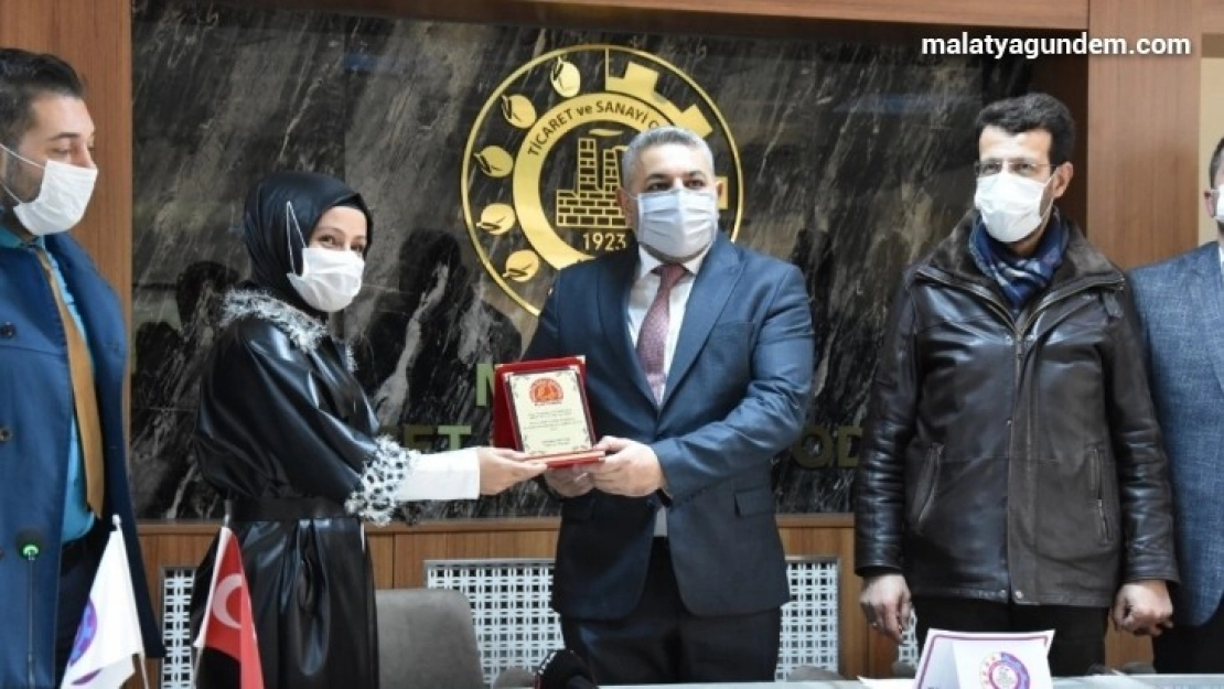 Malatya'da küçük esnaftan alış veriş yapana ödül