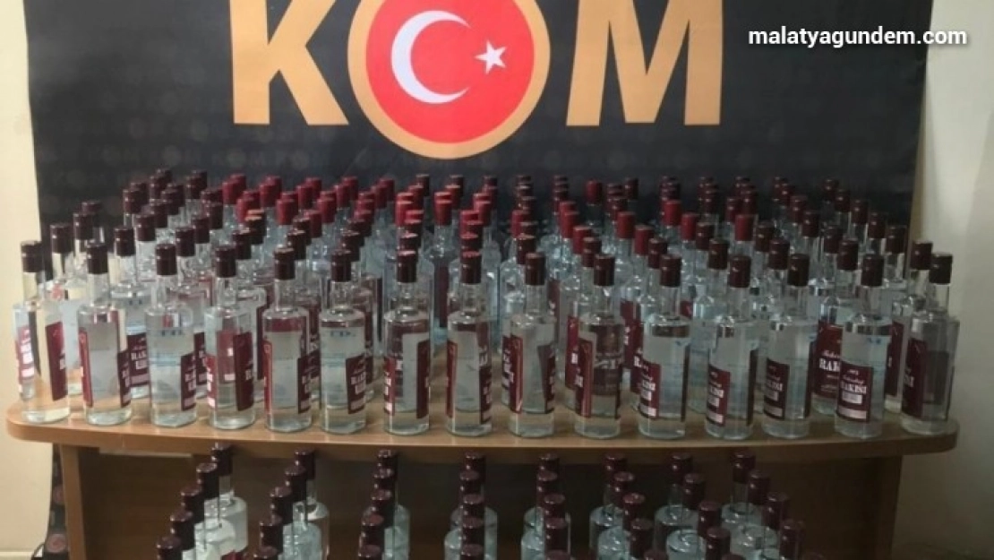 Malatya'da onlarca şişe kaçak içki ele geçirildi