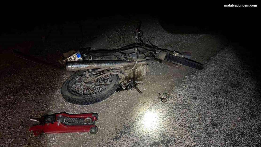 Malatya'da otomobil ile motosiklet çarpıştı