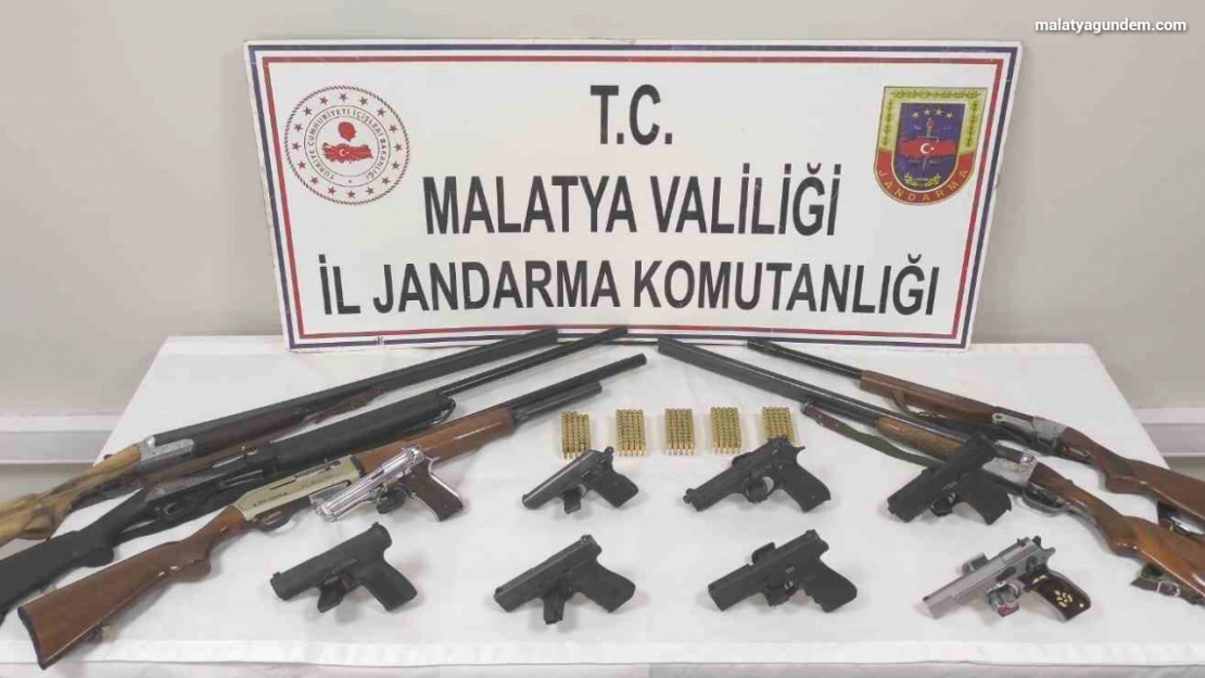 Malatya'da ruhsatsız silah ticareti operasyonu: 6 şüpheli gözaltında