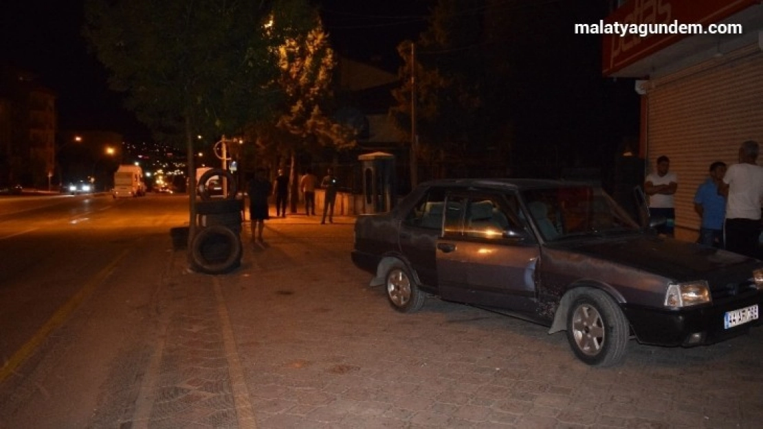 Seyir halindeki otomobile silahlı saldırı: 1 yaralı