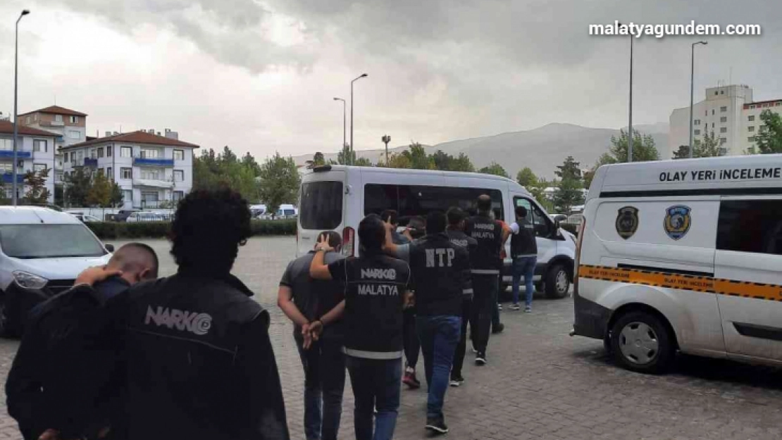 Malatya'da torbacılara yönelik operasyon: 5 tutuklama