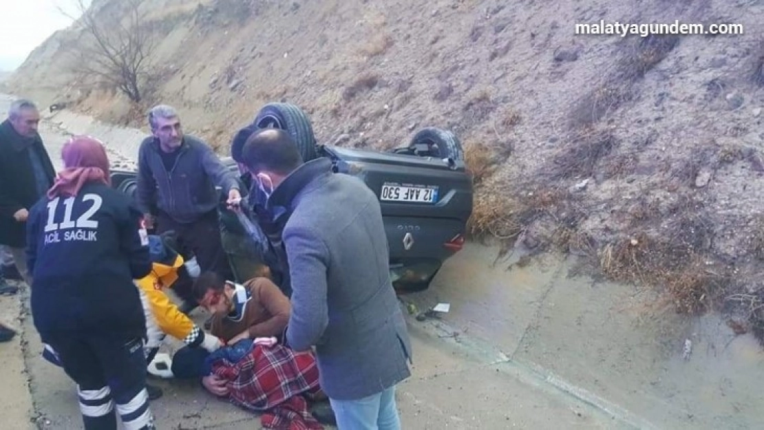 Trafik kazasında 3 kişi yaralandı