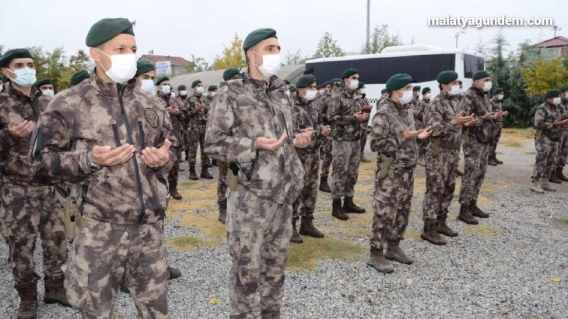 PÖH'ler Barış Pınarı Harekat bölgesine uğurlandı