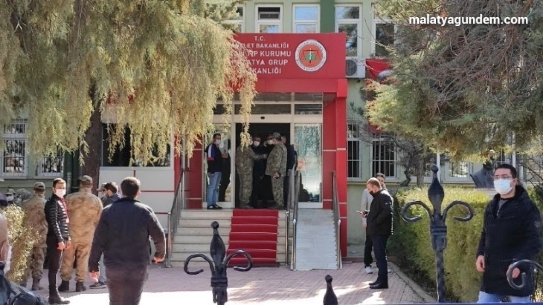 Malatya'daki şehitlerin kimlik tespiti sürüyor