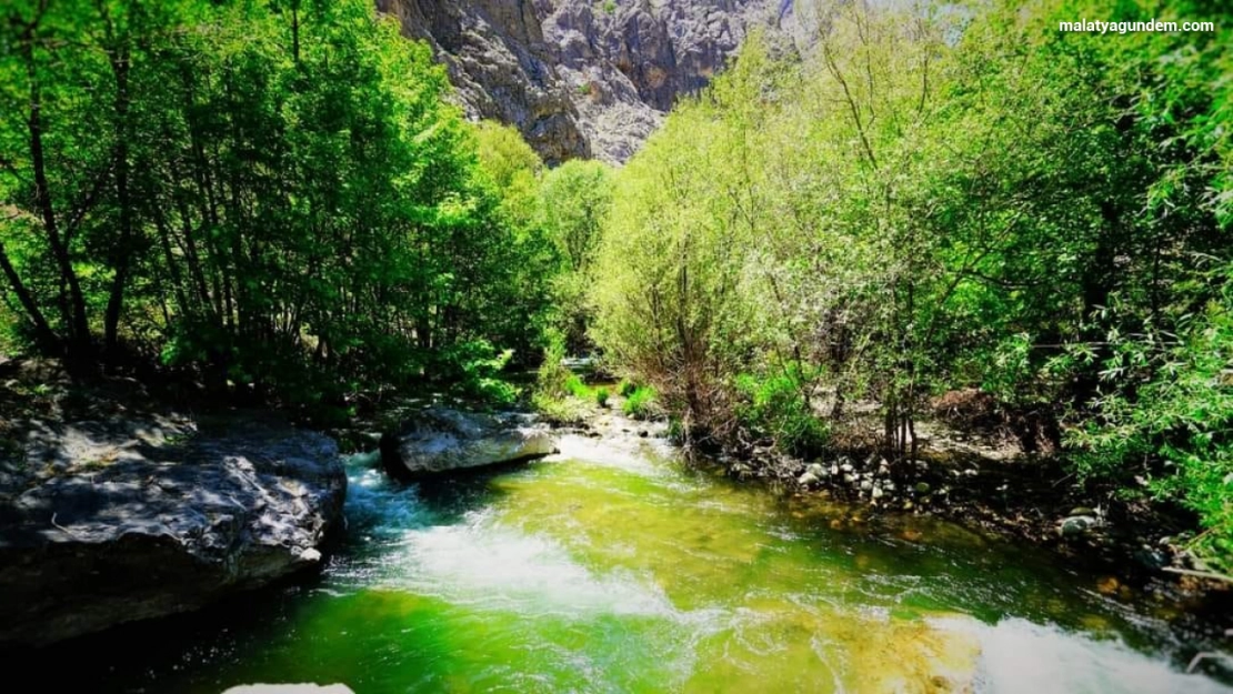 Malatya Kayaarası kanyonu her mevsim ayrı güzel