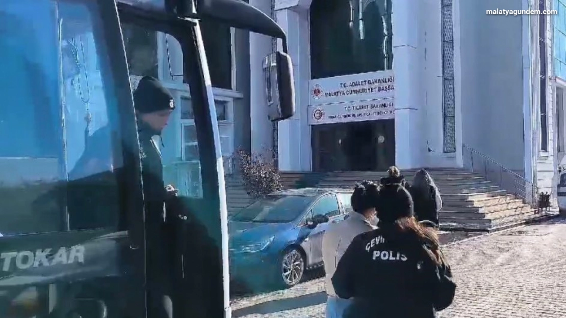 Fuhuş operasyonunda 54 gözaltı, 9 tutuklama