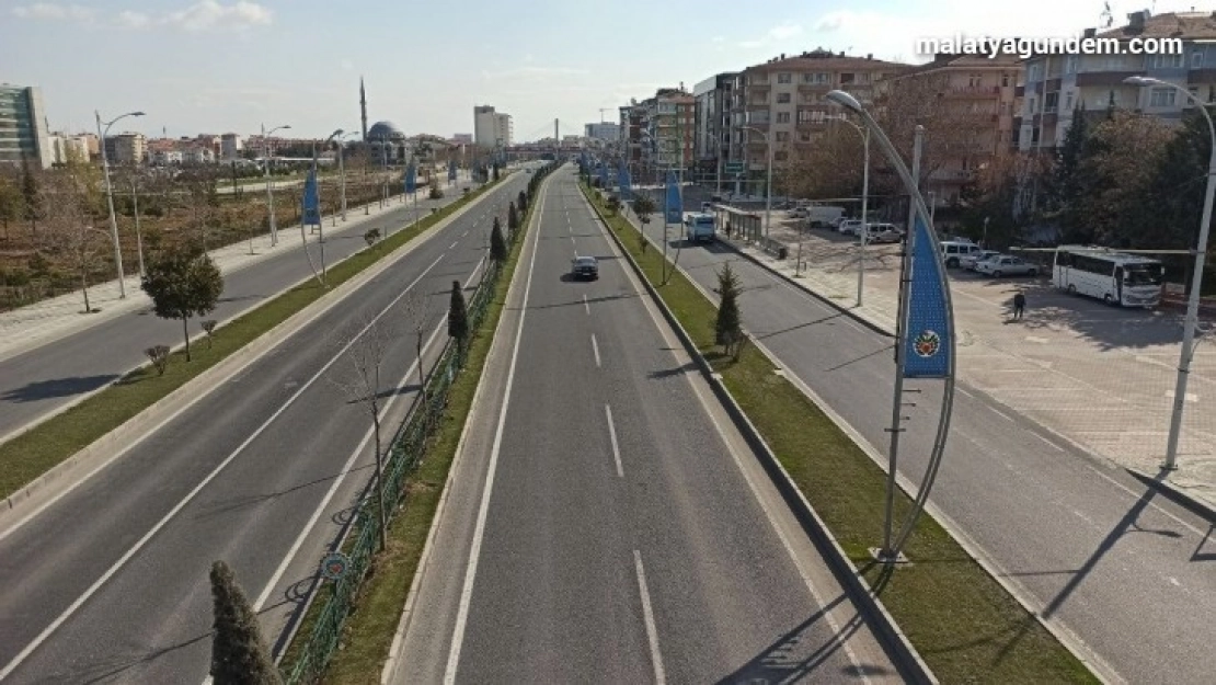 Malatya sokakları 1 ay aradan sonra yeniden boş kaldı