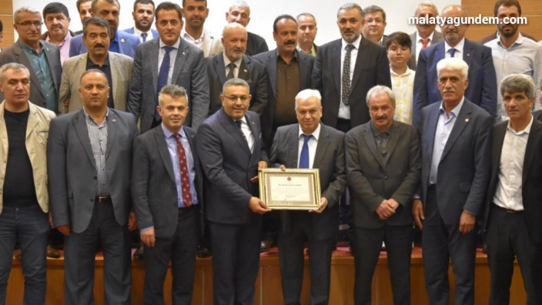 TSO'dan Prof. Dr. Sezai Yılmaz'a 'Şeref Üyeliği' unvanı