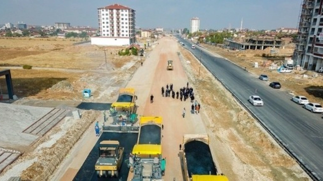 403 Kilometrelik Yol Asfaltlandı