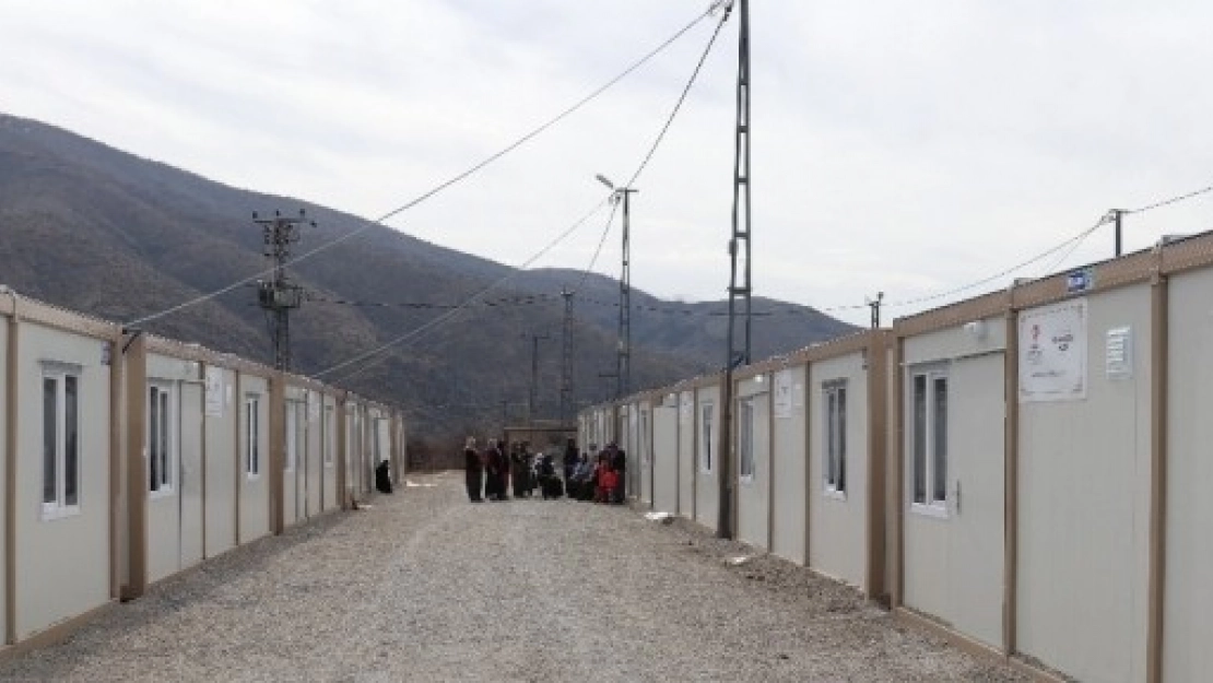 Depremin Yaraları Sarılmaya Devam Ediliypr