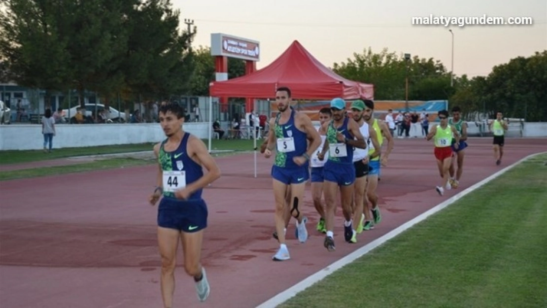 Sporcu kuzenler başarılı döndü