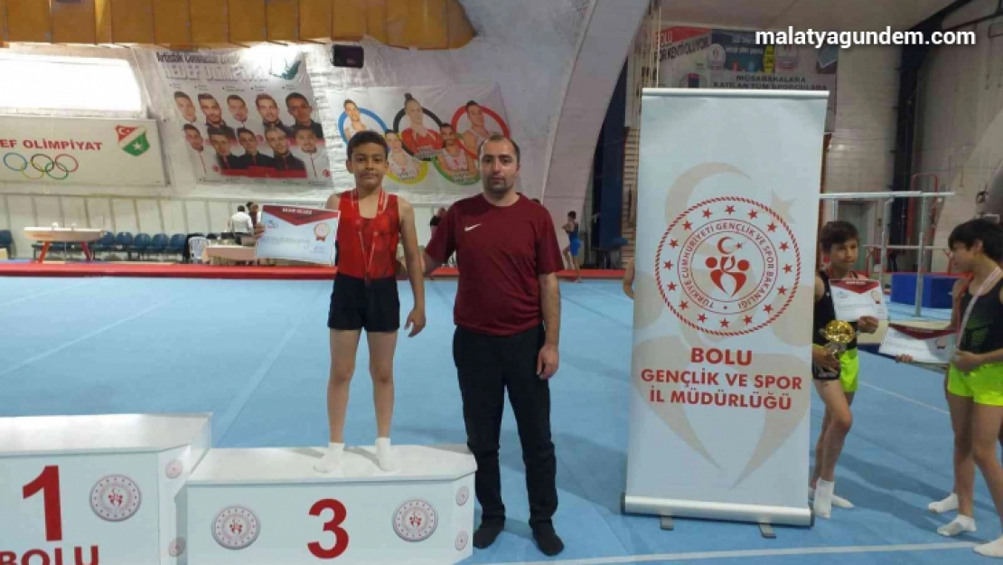 Malatyalı sporcunun derece sevinci