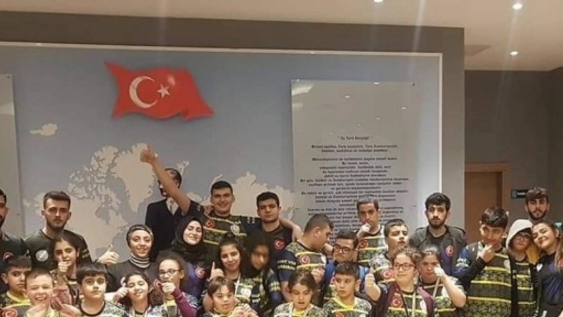 Özel Sporculardan 20 Madalya