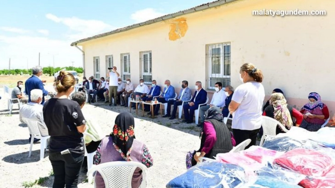 Milletvekili Kahtalı ve Başkan Çınar, mahalleleri ziyaret etti
