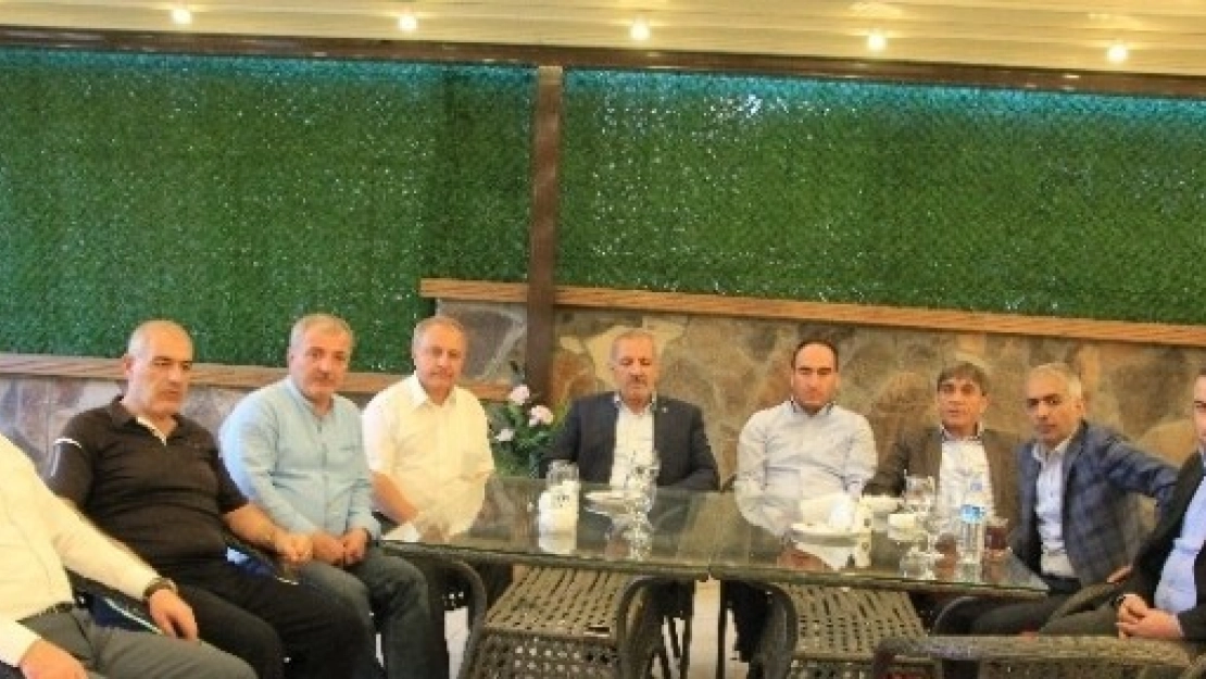 Şahin: 'Bir Takım Maşaları Devreye Soktular'
