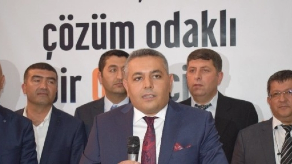 Sadıkoğlu'nun Seçim Ofisinin Açılışı Yapıldı