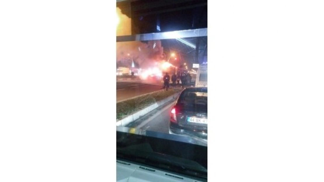 Otobüs Yangını Korkuttu