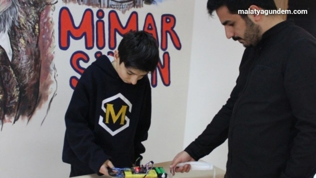 Özel Mimar Sinan Meslek Lısesi öğrencilerinden yeni buluş