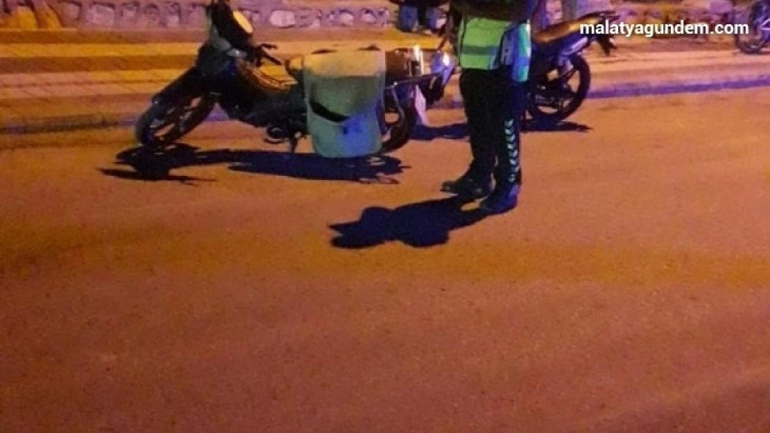 Polisten motosiklet denetimi