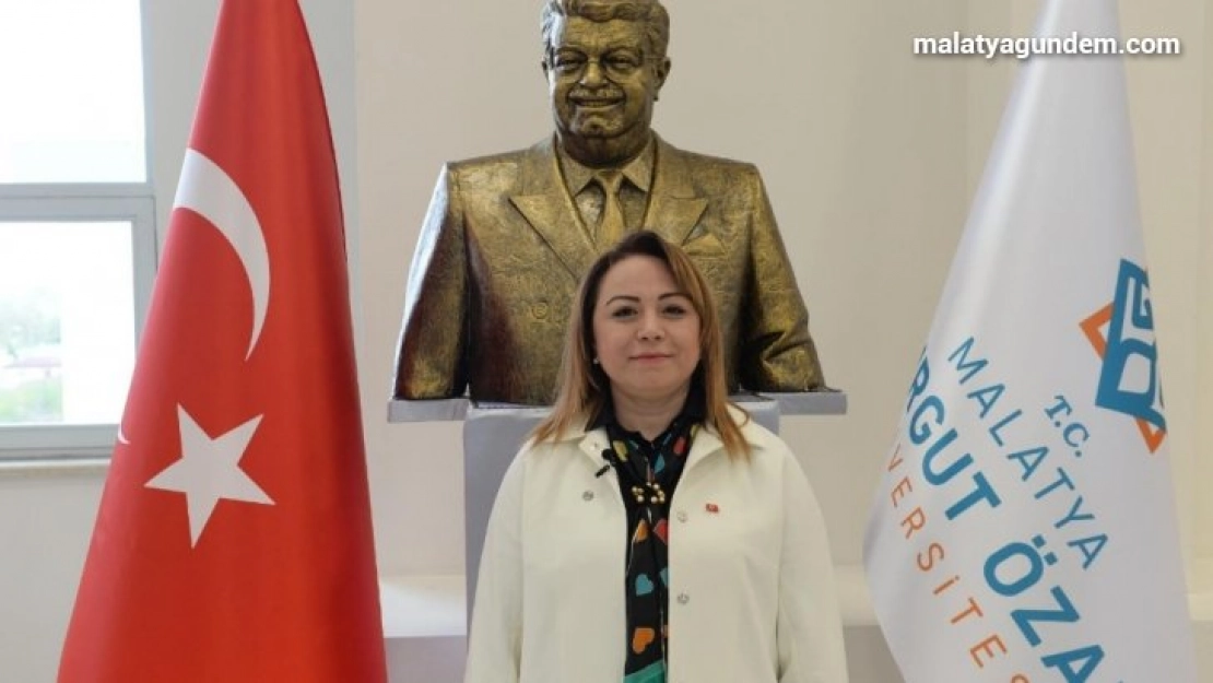 Rektör Karabulut'an Özal mesajı