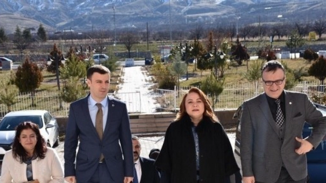 Rektör Karabulut'tan Kaleye Ziyaret