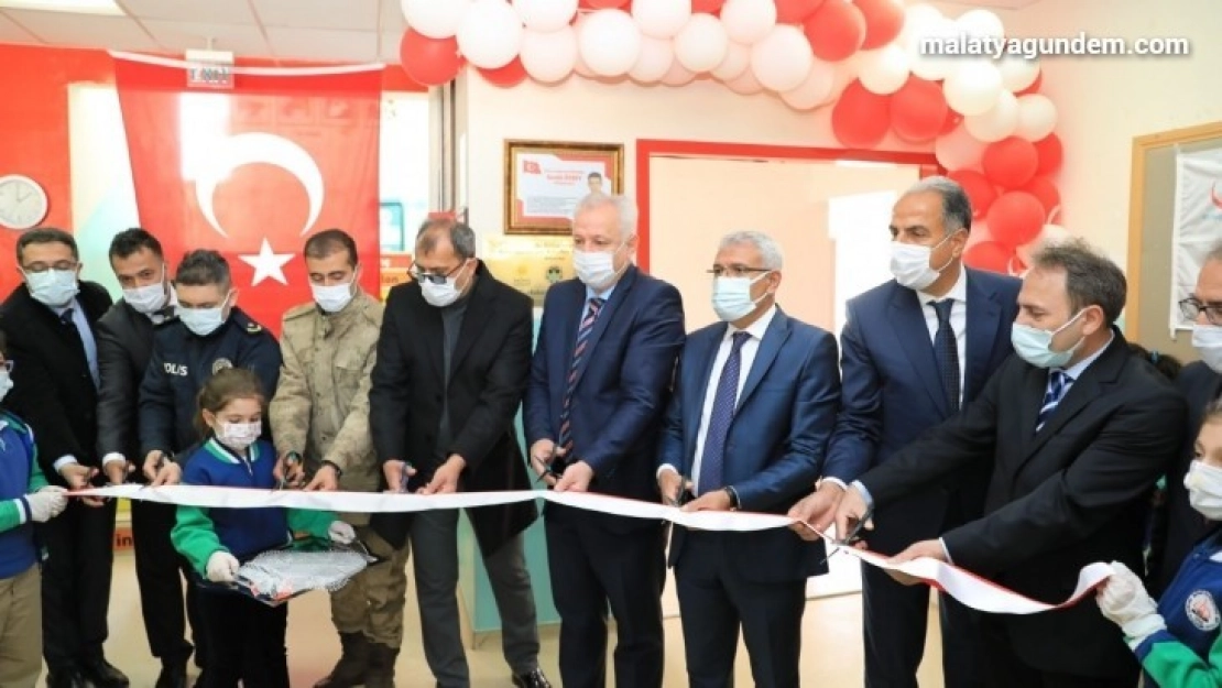 Şehit Semih Özbey'in ismi kütüphanede yaşatılacak