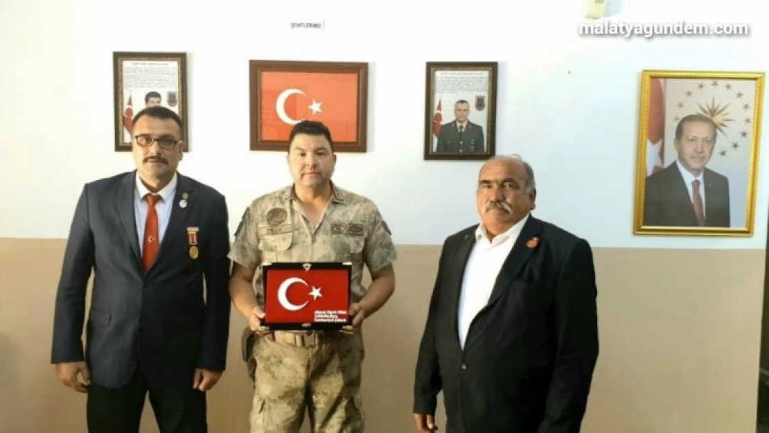 Şehit ve Gaziler Derneği'nden Jandarma'ya teşekkür ziyareti