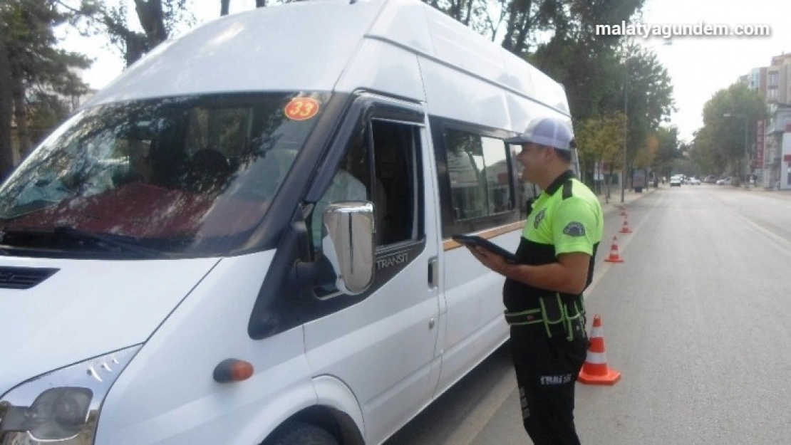Servis araçlarında yaş sınırının yükseltilmesi talep edildi