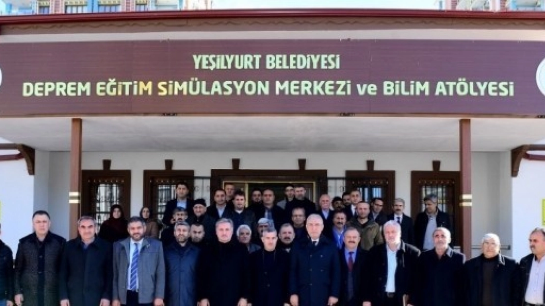 Simülasyon Odasında Depremi Birebir Yaşadılar