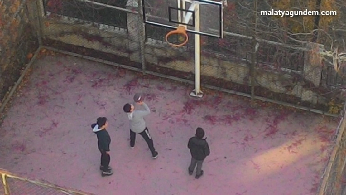 Sokak kısıtlamasından en fazla çocuklar etkilendi