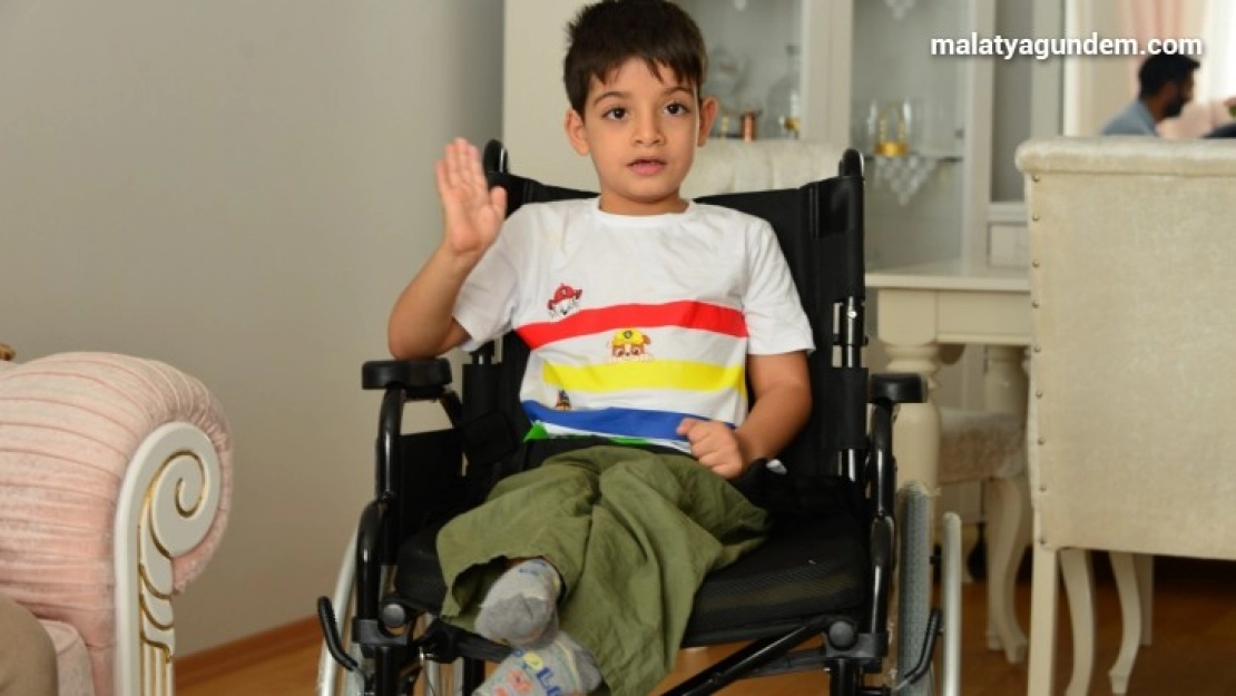 Tekerlekli sandalye çağrısına Başkan Çınar duyarsız kalmadı
