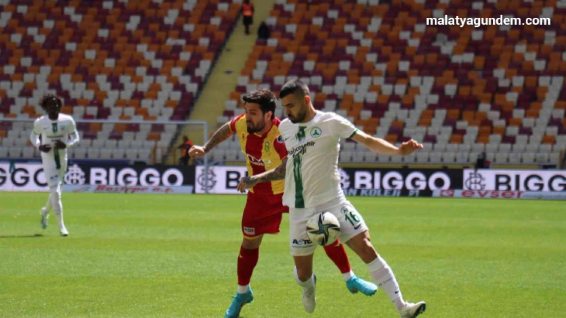 Spor Toto Süper Lig: Yeni Malatyaspor: 0 - GZT Giresunspor: 1 (İlk yarı)