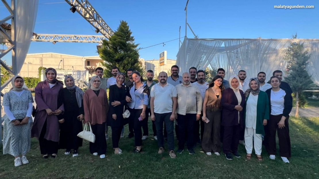 Sporyurt-Sen üyeleri bir araya gelerek beraberlik mesajı verdi